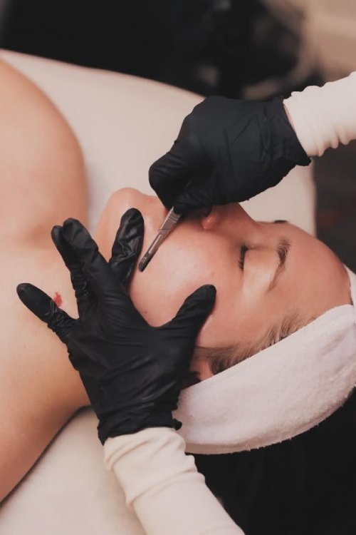 Dermaplaning Glow Polish